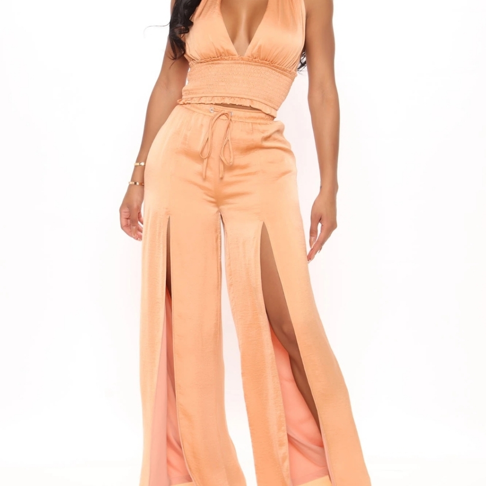 Fashion nova two piece outfit